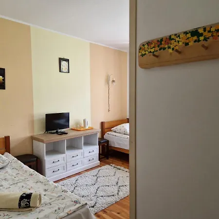 Pod Piórem Nocleg ze śniadaniem