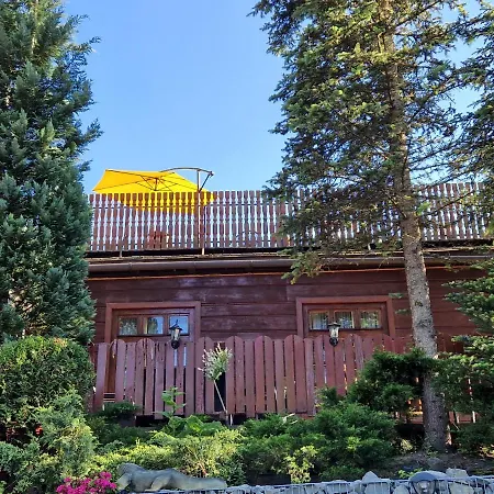 Pod Piórem Bed and breakfast