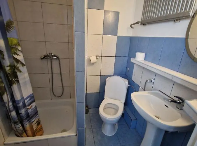 Pod Piórem Bed and breakfast